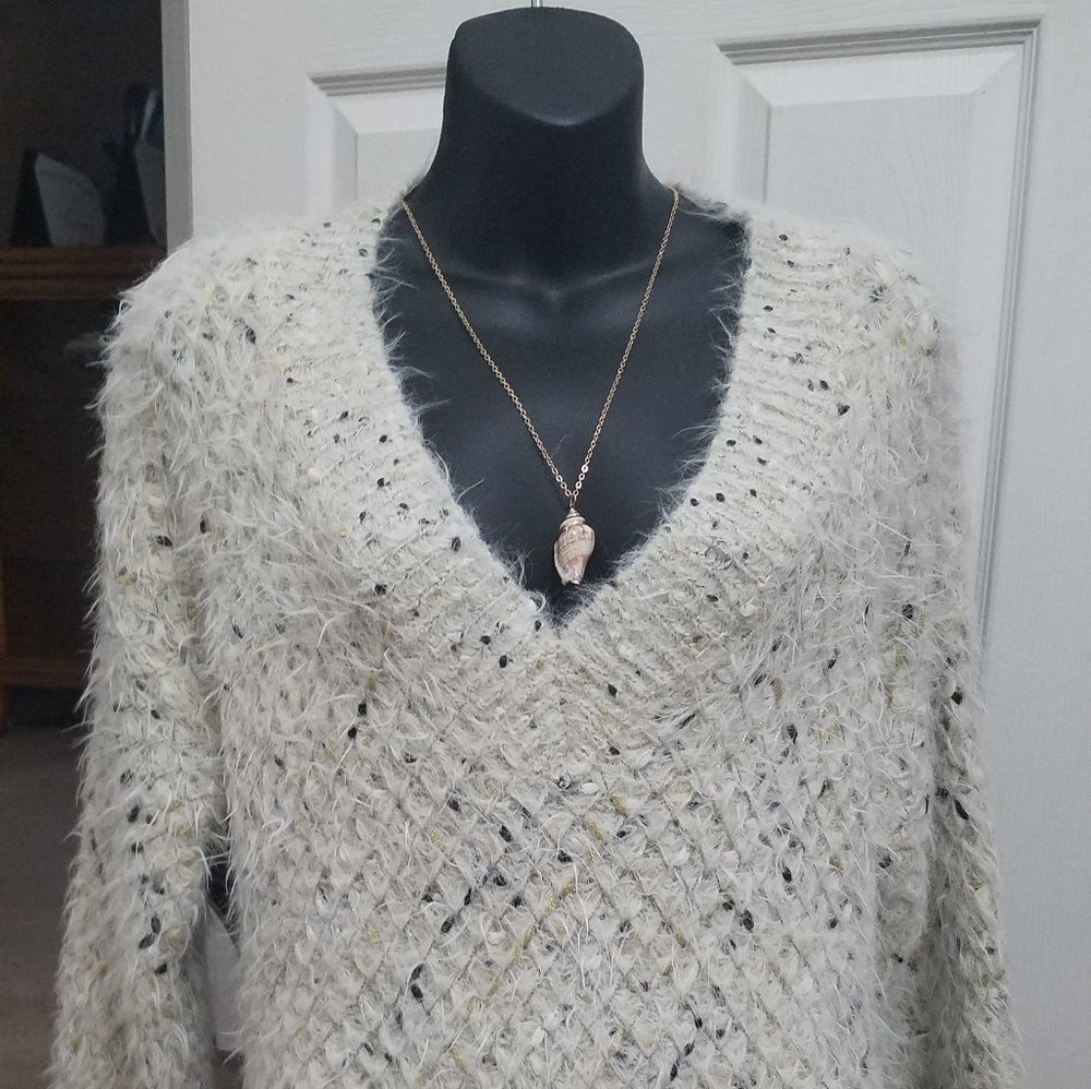 CHELSEA & VIOLET LONG SLEEVE SWEATER-NWT